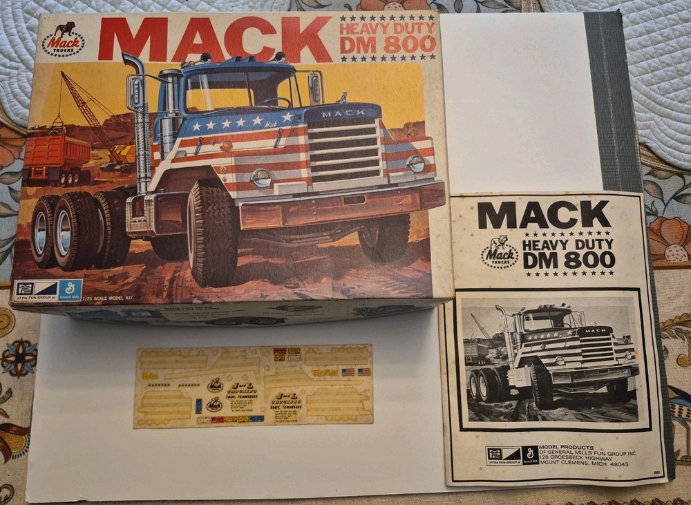 Vintage 1971 MPC Mack DM800 Semi Tractor Cab – Box, Decals And Instructions