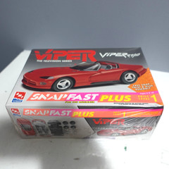 AMT Model Kit Dodge Viper RT/10 SnapFast Plus 1:25 Scale SEALED BOX