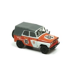 Zvezda #43007 1/43 Soviet military off-road vehicle UAZ-469
