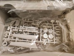 AMT 1964 Mercury Marauder 1:25 Model Car Kit