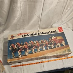 Amt Budweiser 8-Horse Hitch Model Kit with a Story Letter