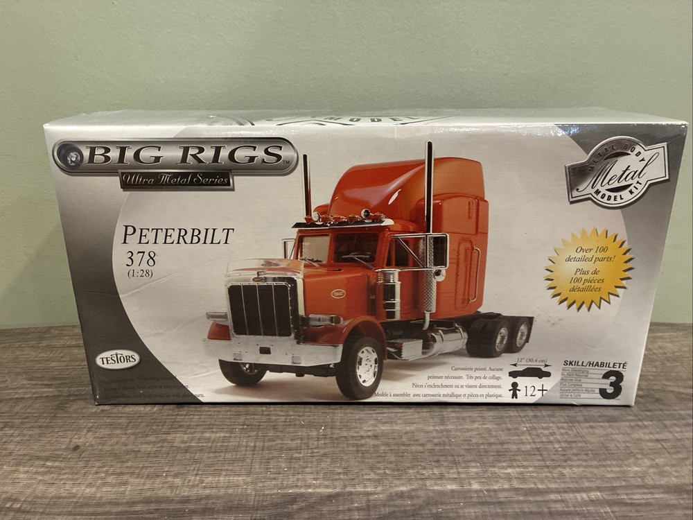 Testors Big Rigs Ultra Metal Series Model Kit 690001 Peterbilt 378 New & Sealed
