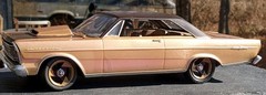 AMT 1965 Ford Galaxie 500 429 4 Speed 2dr Hardtop Built Model Car Kit Custom