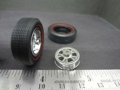 1:25 scale Spokes ‘N Stripes wheels & tires red line & gold line check pictures