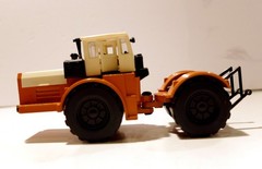 Model 1/43 Kirovets K700 Tractor in original box.