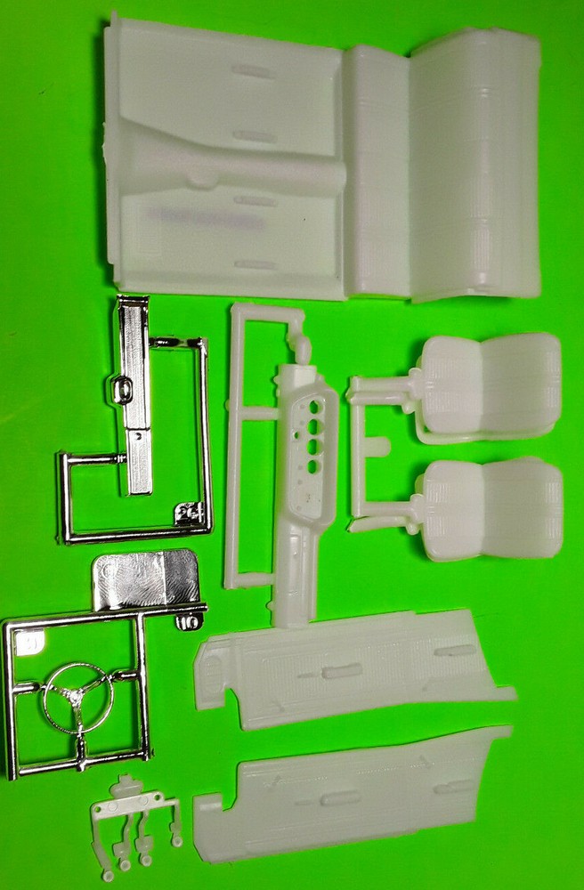 66 1966 Pontiac GTO 1/25 Interior Tub Bucket Seat Dash Chrome Center Console Lot