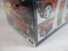 HUMMER H1 1:25 Plastic Model Kit Snap-Tite 2006 Revell 85-1938 Skill 1
