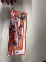 MOEBIUS 1/25 CALIFORNIA FLASH 1965 A990 PLYMOUTH BELVEDERE 426 HEMI model kit