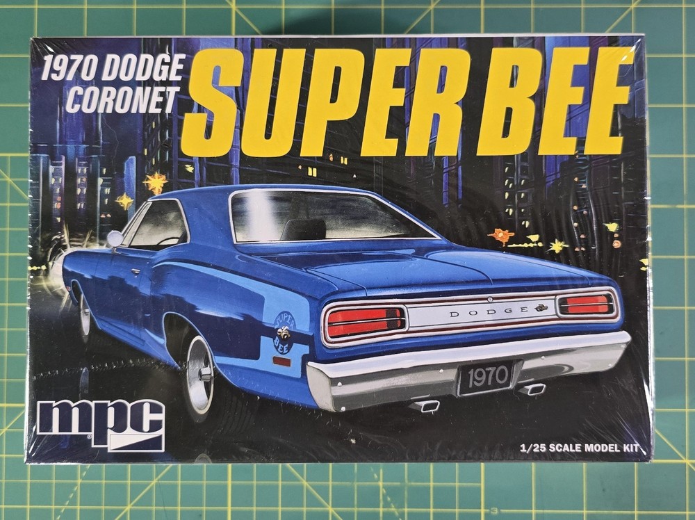 MPC 1970 Dodge Coronet Super Bee 1:25 New Model Kit 985/12 Factory Sealed