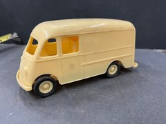 C2 Product Miniatures International Metro Van Truck vintage Promo model McM.