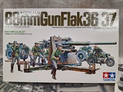 Tamiya 1/35 German 88mm Gun Flak 36/37 35017 NEW Unassembled NOB