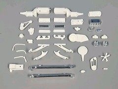 AMT 1/25 1968 CHEVROLET CAMARO Z/28 2-IN-1 ENGINE AND RELATED PARTS