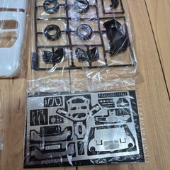 GUNZE SANGYO 1/24 JAGUAR XK-E plastic model kit with Metal Photo-Etched Parts