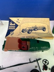 1/32 REVELL HIGHWAY PIONEERS 1929 BENTLEY 4 1/2 LITRE SUPERCHARGED MODEL KIT