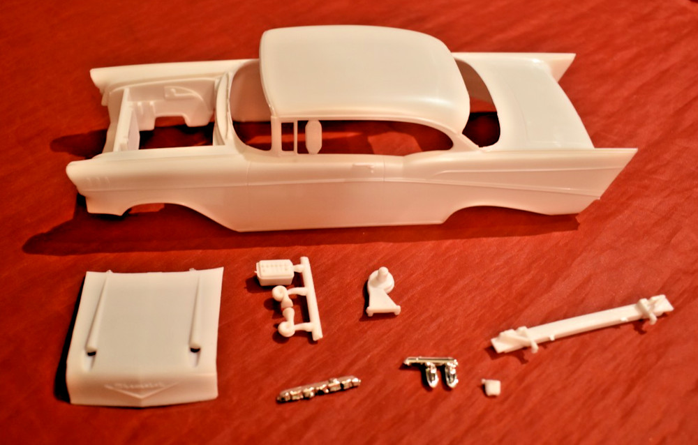 AMT 1957 Chevy Bel Air Pepper Shaker Body Parts 1/25