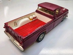 Vintage AMT Pink 1960 Ford F-100 Pickup Truck 1/25 Plastic Model Built/Custom