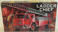 AMT #T511 (1000 Series) Ladder Chief 1:25 Scale Open Box – NOS