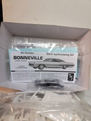 AMT 1965 Bonneville Sport Coupe 1/25 Model Kit AMT1260/12 3 In 1 Customizing