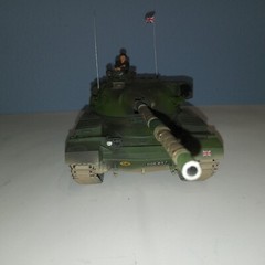 British Chieftain Mk5 Main Battle Tank scale model