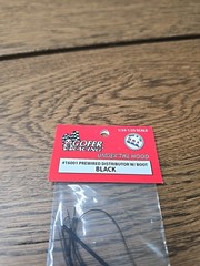 Gofer Racing 16001 1/24-1/25 Black Prewired Distributor Aluminum Plug & Boot