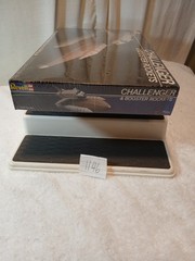 ‘82 Revell Challenger Shuttle & Booster Rockets Space Ship Model Kit Sealed