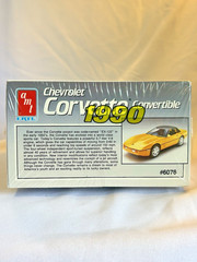 AMT CHEVROLET 1990 Corvette Convertible model kit NEW in FACTORY SEALED BOX