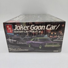 AMT Joker Goon Car Gotham City Police Car Batman Movie 1989 1:25 Model Kit NEW
