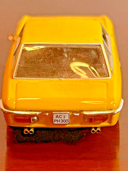 Fantastic Minichamps 1968 Lamborghini Islero Diecast Model Car 1:43