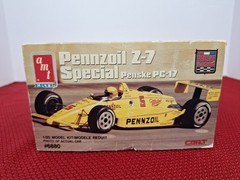 AMT Pennzoil Z-7 Special Penske PC-17 1/25th Model Kit #6880 Complete in Box