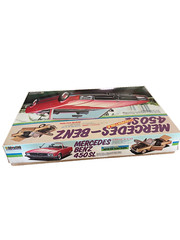 Vintage Doyusha Red Mercedes Benz 450SL Convertible 1:12 Scale Model Kit Unused