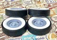 Resin 15-Inch “Chrome Reverse” Wheels, W/ Wide Whitewalls,1/24 1/25 Scale