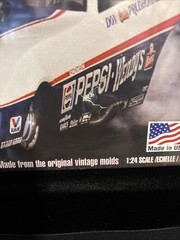 ATLANTIS M2711 DON PRUDHOMME’S 1985 FUNNY CAR MODEL KIT-NIB-1:24 SCALE
