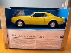 Testors 1968 Chevrolet Camaro Z28 Easy Builder 1:24 Metal Body Model Assembled