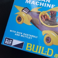 1:25 Wacky Races: Mean Machine Figures Snap MPC Model Kit Dick Dastardly Muttley