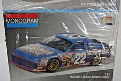Monogram Thunderbird 2942 and Lumina 2941 1/24 Model Kit Sealed Skill Level 3