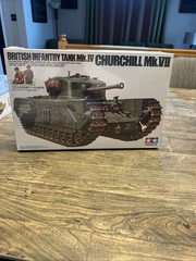 Tamiya 35210 1/35 Military Model Kit British Infantry Tank Churchill Mk.VII