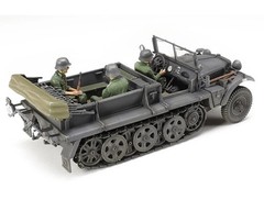 Tamiya 1/35 German 1T Half-Track Sd.Kfz 10 Plastic Model Kit TAM37016