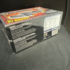 Revell Motorworks ‘57 Chevy 1:24 Scale Plastic Model Kit New Sealed