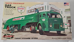 Atlantis H1402 White-Fruehauf Gas Truck Sinclair LN #0590
