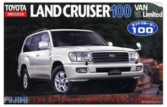 FUJIMI 1/24 Inch Up Series No.132 Toyota Land Cruiser 100 VAN 2002 Plastic Model