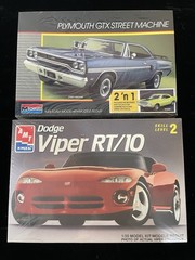 AMT 1995 Dodge Viper RT/10 /Monogram 1:24 Plymouth GTX Street 2’n1 Model Kit