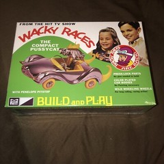 MPC 1/32 Wacky Races Compact Pussycat SNAP MPC934 Plastic Models SNAP All