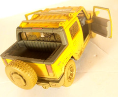 Kintoy 1/40 scale, Die-cast, Painted Dirty Mustard, pull back 2005 Hummer H2 SUT