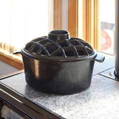 Traditional Lattice Top Steamer, 6.5 In. Tall, Black