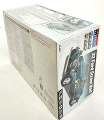 ’32 Ford Street Rod 1:24 Classic Cruiser Scale Monogram 0882 ,Model Kit,Level 4