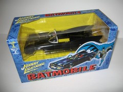Johnny Lightning 6904 1/24 Scale DC Comics 1960s Batmobile Diecast Model Kit