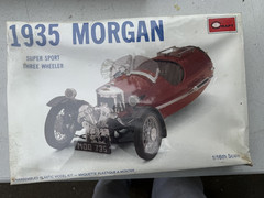 Academy Minicraft 1935 Morgan Super Sport Three-Wheeler “Mog” Opened 1/16 kit