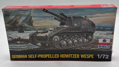 Vintage ESCI German Self-Propelled Howitzer Wespe 1/72 WWII Model Kit #8004