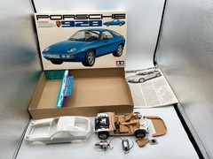 Vintage Tamiya Porsche 928 1/20 Model Kit No. GC-2003 *PARTIALLY ASSEMBLED READ*