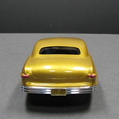 NB329 Jimmy Flintstone 1:25th scale 1949/50, Ford custom “Golden Shower”